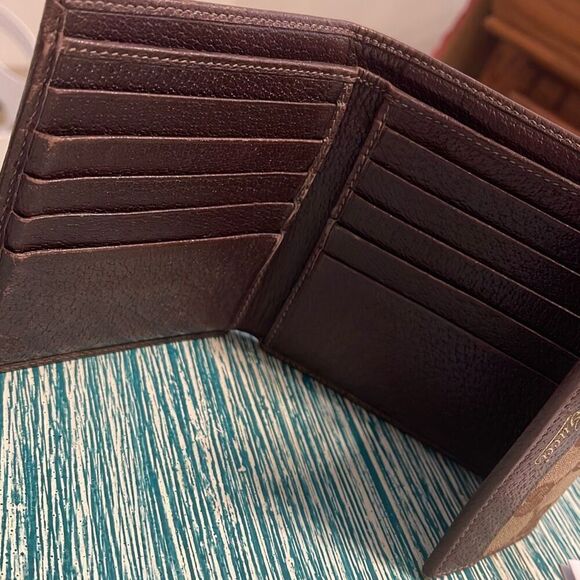 GUCCI GG Authentic Supreme Canvas GG Monogram Unisex Wallet - Picture 7 of 14